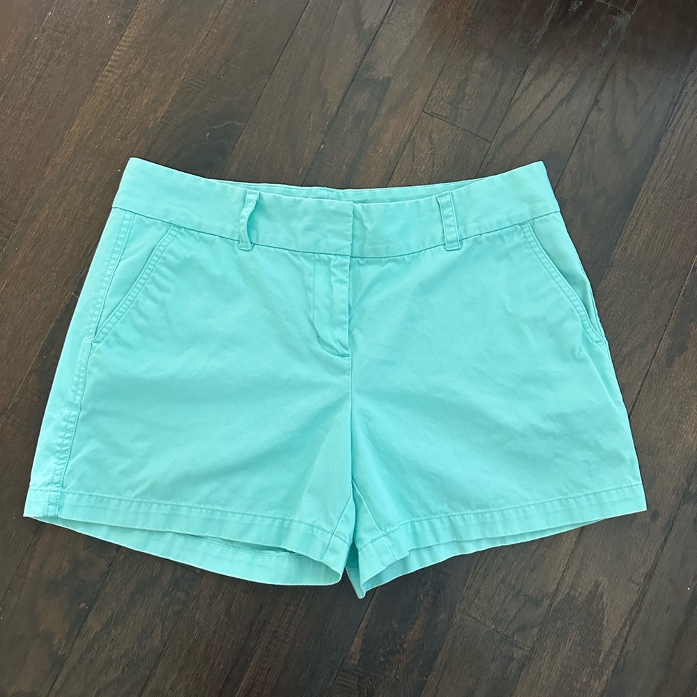 Vineyard Vines aqua blue shorts, size 10.